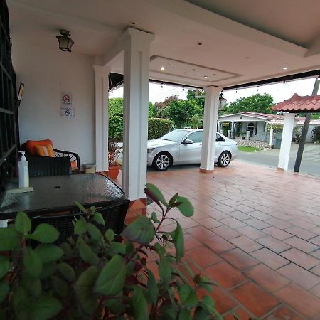 Hostal Compostela Inn ديفيد المظهر الخارجي الصورة