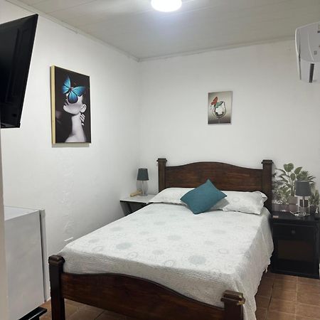 Hostal Compostela Inn ديفيد المظهر الخارجي الصورة