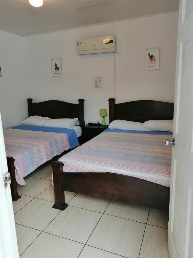 Hostal Compostela Inn ديفيد المظهر الخارجي الصورة