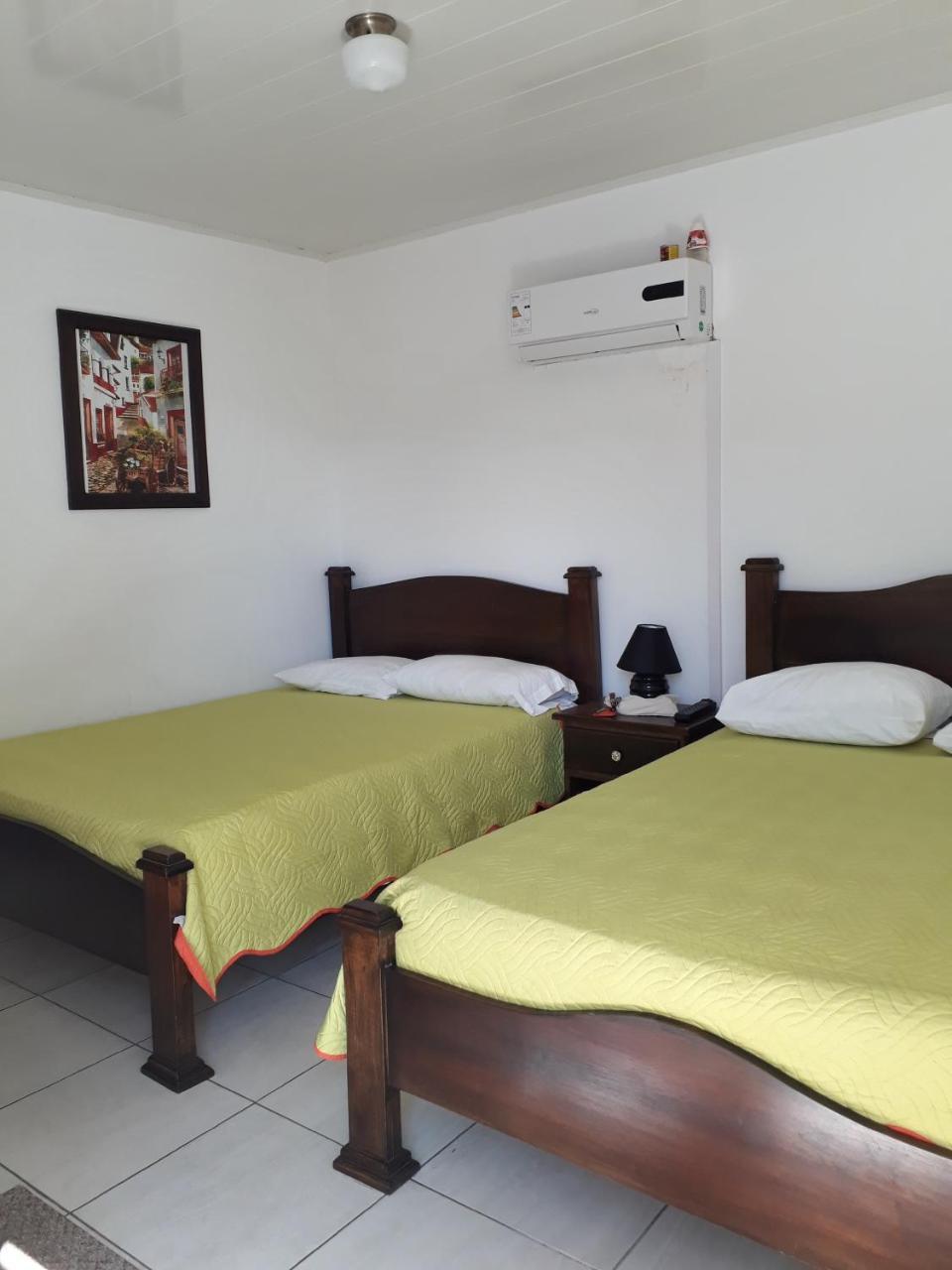 Hostal Compostela Inn ديفيد المظهر الخارجي الصورة